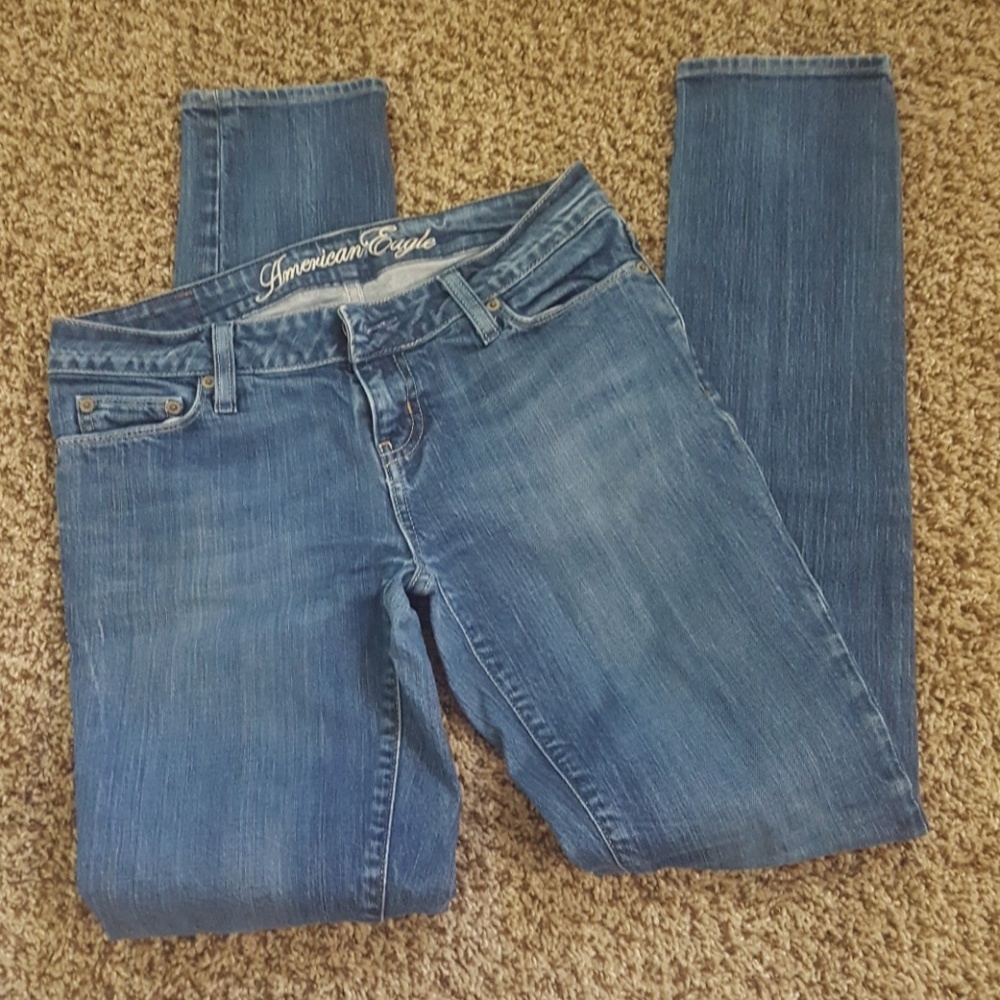 American Eagle Size 4 Skinny Jeans